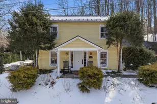 12717 Chestnut St, Clifton, VA 20124 - Photo 2