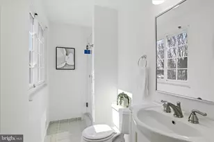 9810 Oleander Ave, Vienna, VA 22181 - Photo 24