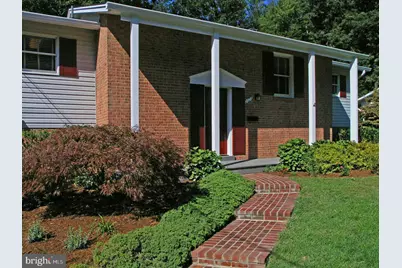 2626 Bowling Green Drive, Vienna, VA 22180 - Photo 2