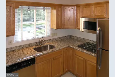 2626 Bowling Green Drive, Vienna, VA 22180 - Photo 6