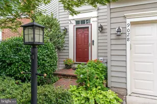 9028 Harrover Pl, Lorton, VA 22079 - Photo 6