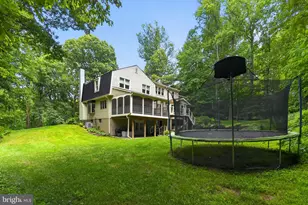 11728 Stuart Mill Rd, Oakton, VA 22124 - Photo 56