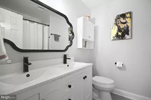 11728 Stuart Mill Rd, Oakton, VA 22124 - Photo 24