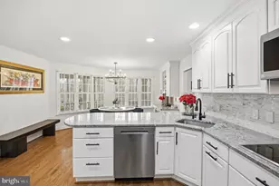 11728 Stuart Mill Rd, Oakton, VA 22124 - Photo 6