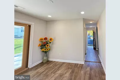 5210 Lindsay Street, Fairfax, VA 22032 - Photo 8