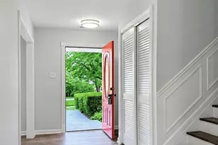 5210 Lindsay St, Fairfax, VA 22032 - Photo 2