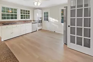 3118 Burgundy Rd, Alexandria, VA 22303 - Photo 2