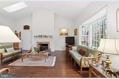 9614 Cinnamon Creek Drive, Vienna, VA 22182 - Photo 16