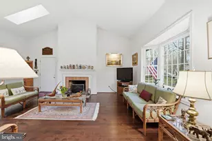 9614 Cinnamon Creek Dr, Vienna, VA 22182 - Photo 16