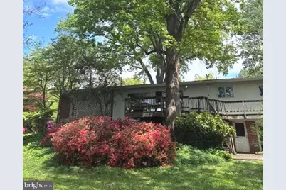 6521 Kerns Road, Falls Church, VA 22044 - Photo 2