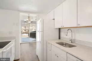 9694 Hagel Cir, Lorton, VA 22079 - Photo 6