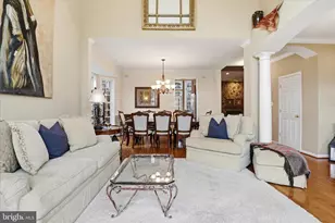5870 Linden Creek Ct, Centreville, VA 20120 - Photo 10