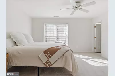 5870 Linden Creek Court, Centreville, VA 20120 - Photo 48