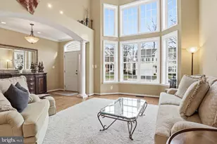 5870 Linden Creek Ct, Centreville, VA 20120 - Photo 12