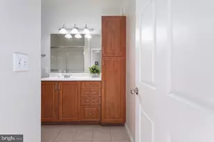 12956 Centre Park Cir, Herndon, VA 20171 - Photo 4