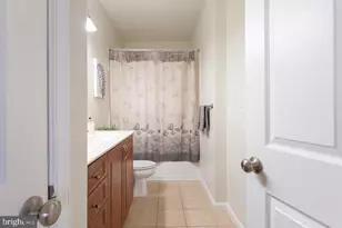 12956 Centre Park Cir, Herndon, VA 20171 - Photo 8