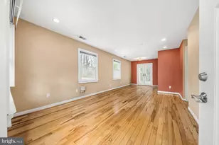 7230 Pimmit Ct, Falls Church, VA 22043 - Photo 2