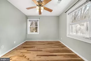 7230 Pimmit Ct, Falls Church, VA 22043 - Photo 20