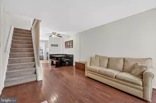 4241 Moselle Dr., Chantilly, VA 20151 - Photo 4