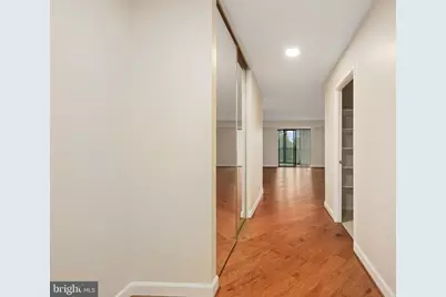 5904 Mount Eagle Drive #510, Alexandria, VA 22303 - Photo 2