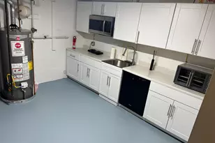 7428 Mason Ln, Falls Church, VA 22042 - Photo 8