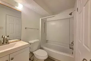 8380 Brockham, Alexandria, VA 22309 - Photo 14