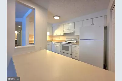 8380 Brockham, Alexandria, VA 22309 - Photo 6