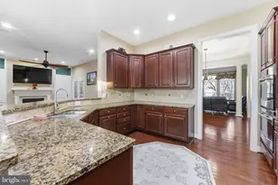 6319 Still Spring Pl, Alexandria, VA 22315 - Photo 22