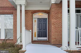 6319 Still Spring Pl, Alexandria, VA 22315 - Photo 4