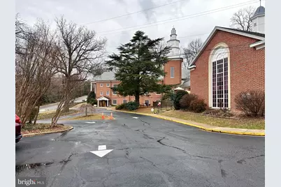 2006 Belle View Boulevard, Alexandria, VA 22307 - Photo 2