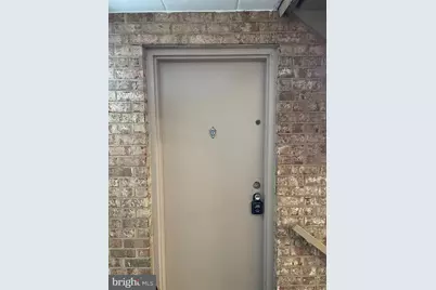 2618 Ft Farnsworth 3B Road #233, Alexandria, VA 22303 - Photo 2