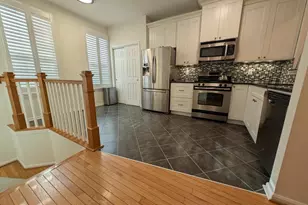 11442 Heritage Commons Way, Reston, VA 20194 - Photo 4