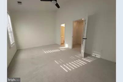 11442 Heritage Commons Way, Reston, VA 20194 - Photo 8