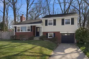 3015 Crane Dr, Falls Church, VA 22042 - Photo 1