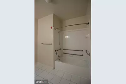 2726 Gallows Road #112, Vienna, VA 22180 - Photo 16