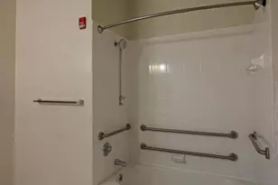 2726 Gallows Rd, Vienna, VA 22180 - Photo 16