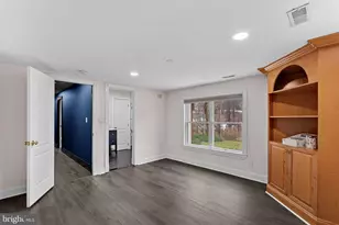 10317 Brittenford Dr, Vienna, VA 22182 - Photo 30