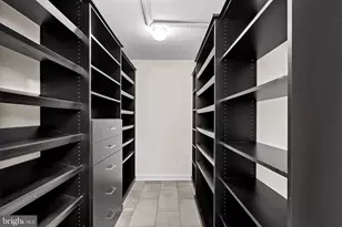 10317 Brittenford Dr, Vienna, VA 22182 - Photo 16