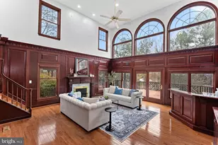 10317 Brittenford Dr, Vienna, VA 22182 - Photo 12