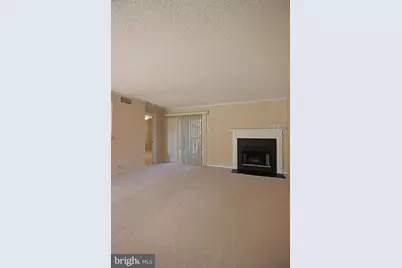 1543 Lincoln Way #201, McLean, VA 22102 - Photo 4