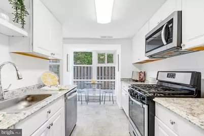 4447 Forest Glen Court #4447, Annandale, VA 22003 - Photo 12