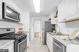 4447 Forest Glen Ct, Annandale, VA 22003 - Photo 16