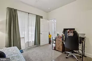 2411 Huntington Park Dr, Alexandria, VA 22303 - Photo 22