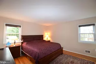 6901 Stoneybrooke Ln, Alexandria, VA 22306 - Photo 8