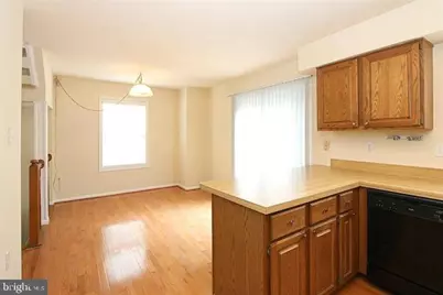 11956 Sentinel Point Court, Reston, VA 20191 - Photo 4