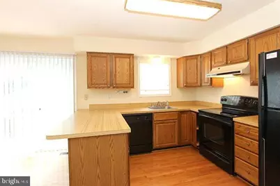 11956 Sentinel Point Court, Reston, VA 20191 - Photo 8