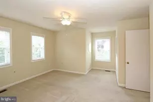 11956 Sentinel Point Ct, Reston, VA 20191 - Photo 12