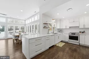 7321 Masonville Dr, Annandale, VA 22003 - Photo 2