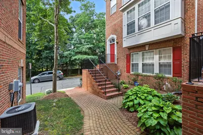 8015 Reserve Way, Vienna, VA 22182 - Photo 42