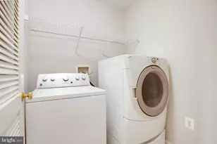 5322 Cupids Dart Dr, Centreville, VA 20120 - Photo 32